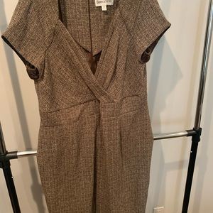 Beautiful. Town fitted dress - tweed